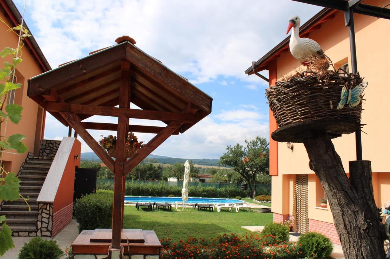 Къщи За Гости Ореха Samokov Exteriér fotografie