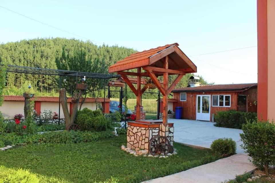 Къщи За Гости Ореха Samokov Exteriér fotografie